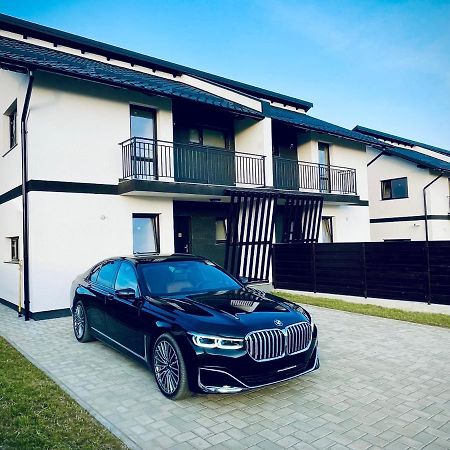 Express Estates Apartment Lisaura Bagian luar foto