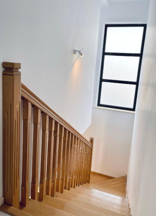 Express Estates Apartment Lisaura Bagian luar foto